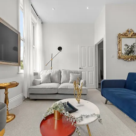 Harrogate Suites * 해러게이트
