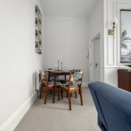 Harrogate Suites Harrogate