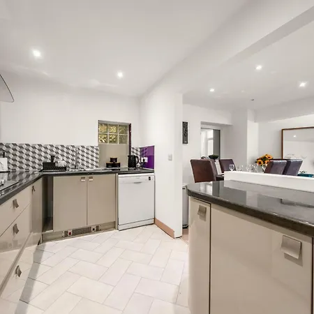 Harrogate Suites דירה הרוגייט