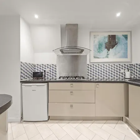 Harrogate Suites הרוגייט