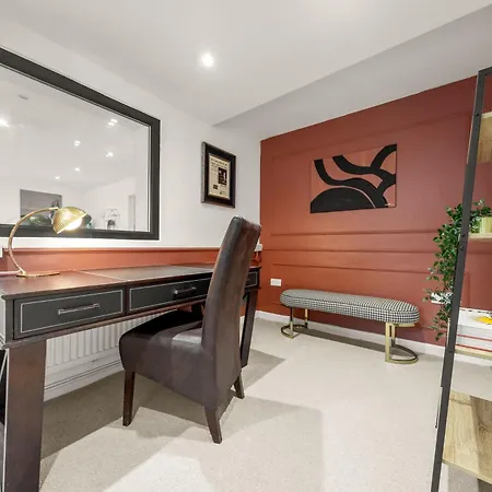 דירה Harrogate Suites הרוגייט