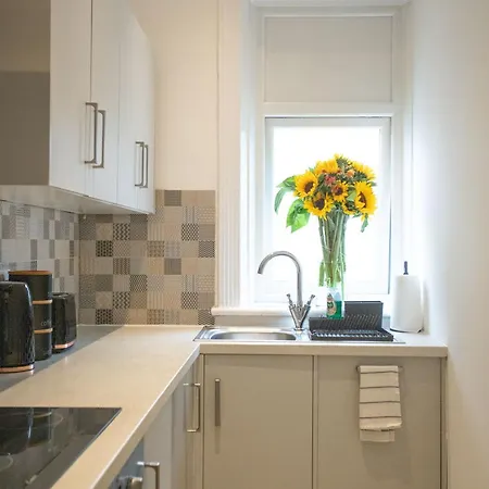Harrogate Suites הרוגייט