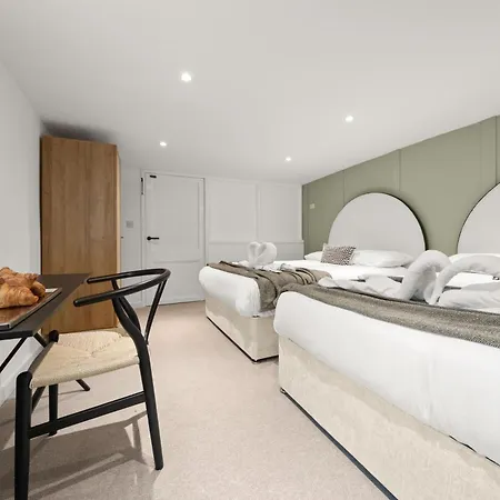 Harrogate Suites דירה הרוגייט